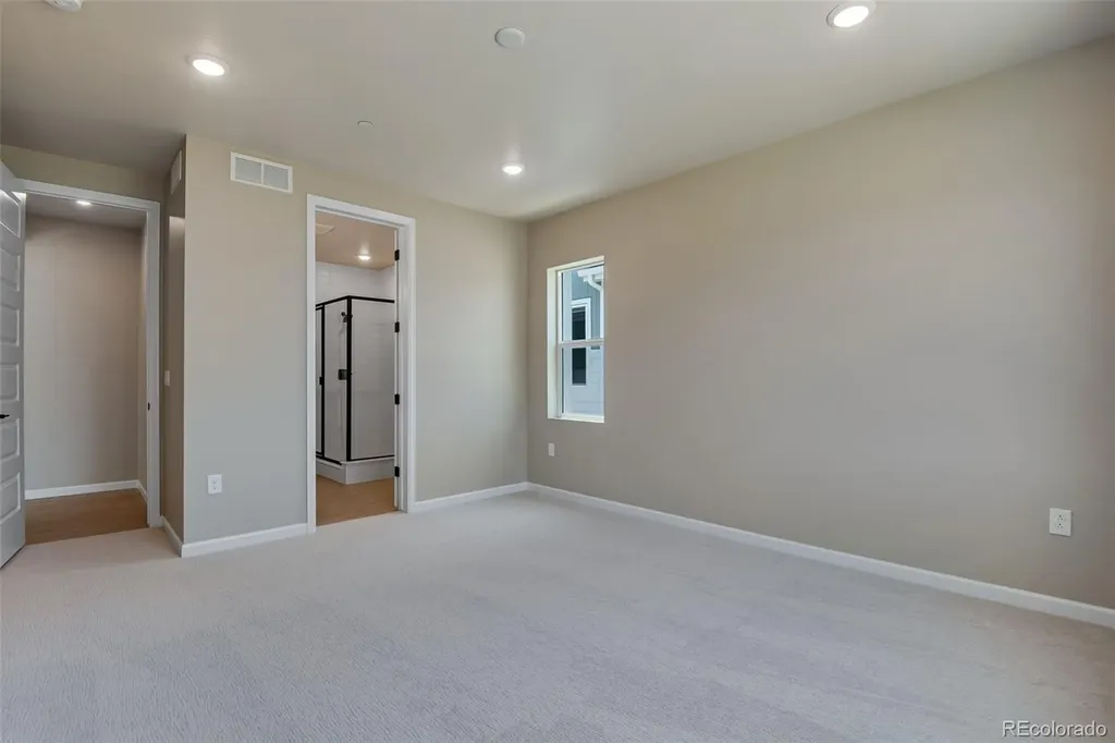 10033 Worchester Street Commerce City CO 80022
