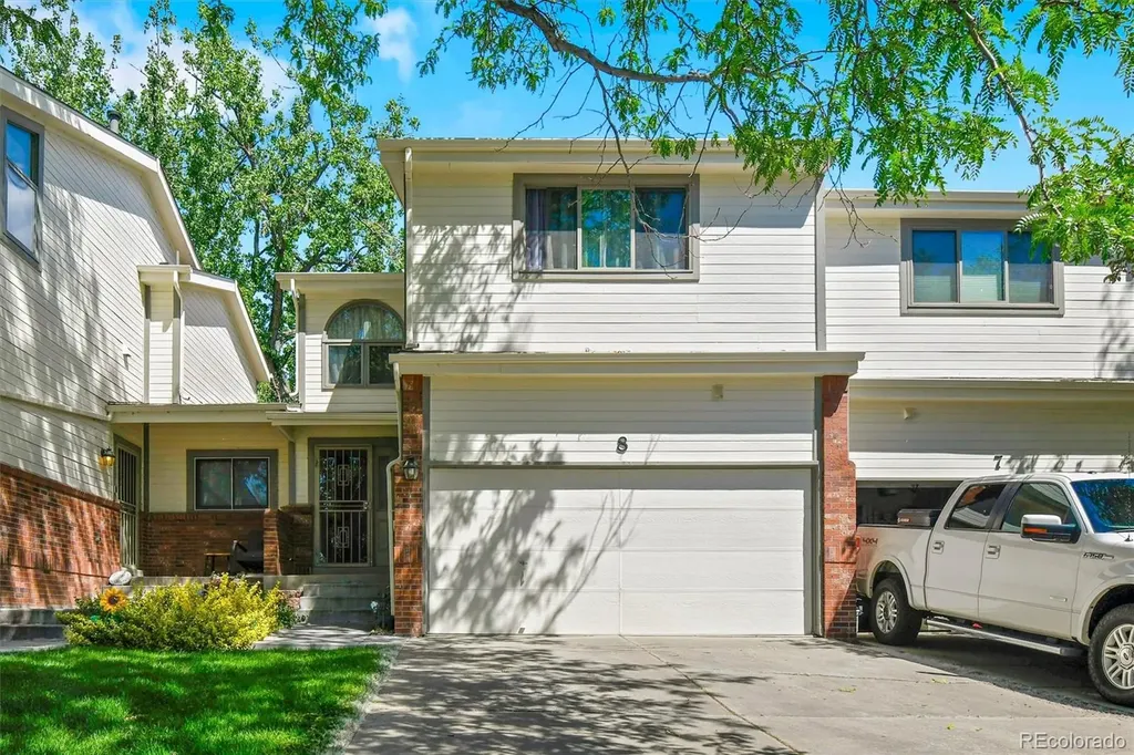 5283 Union Court Arvada CO 80002