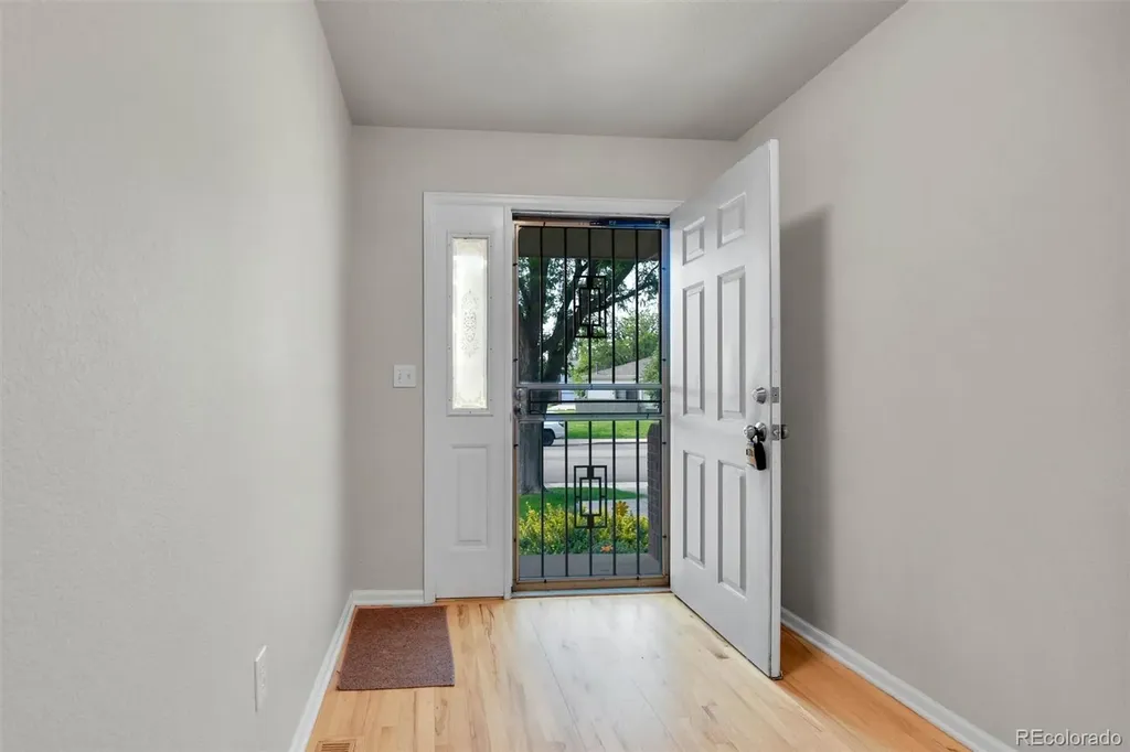 5283 Union Court Arvada CO 80002