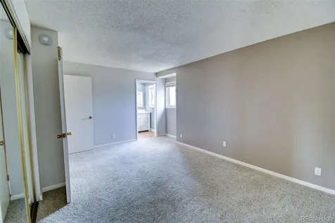 7857 S University Way Centennial CO 80122