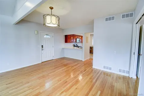 7857 S University Way Centennial CO 80122
