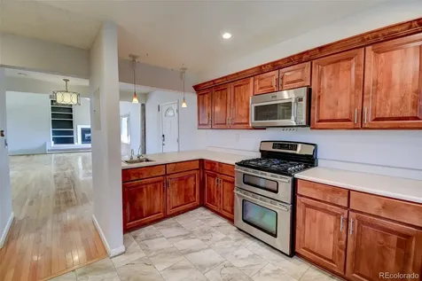 7857 S University Way Centennial CO 80122