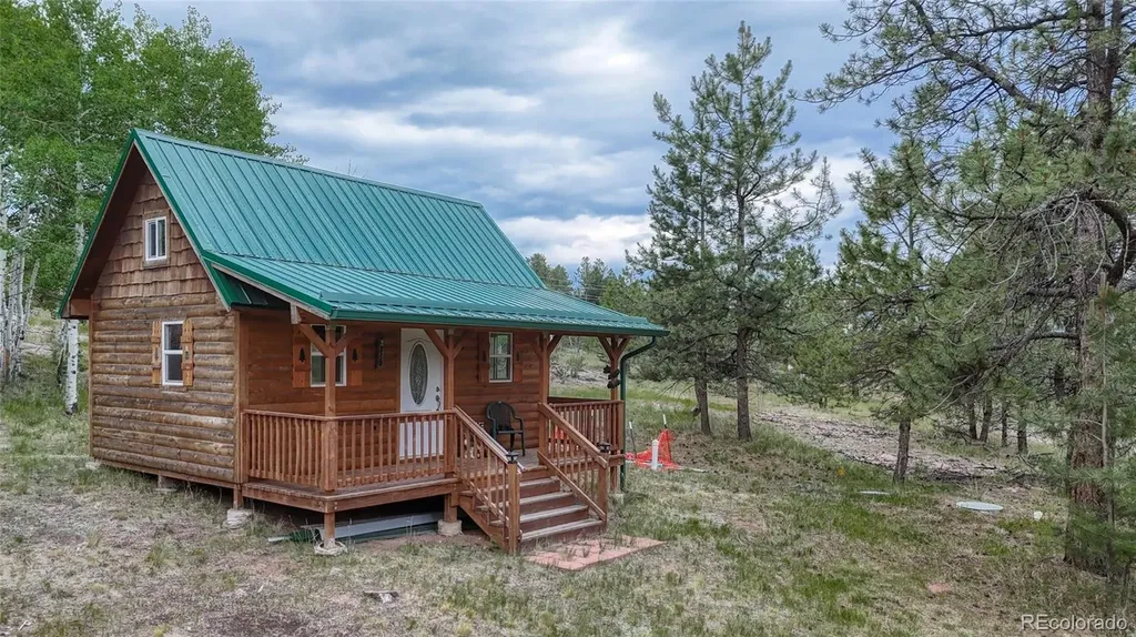 330 Arrowhead Drive Florissant CO 80816