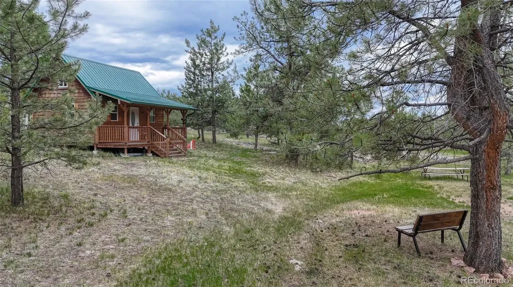 330 Arrowhead Drive Florissant CO 80816