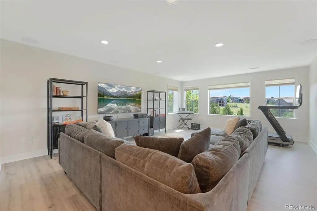 10859 Greycliffe Drive Littleton CO 80126