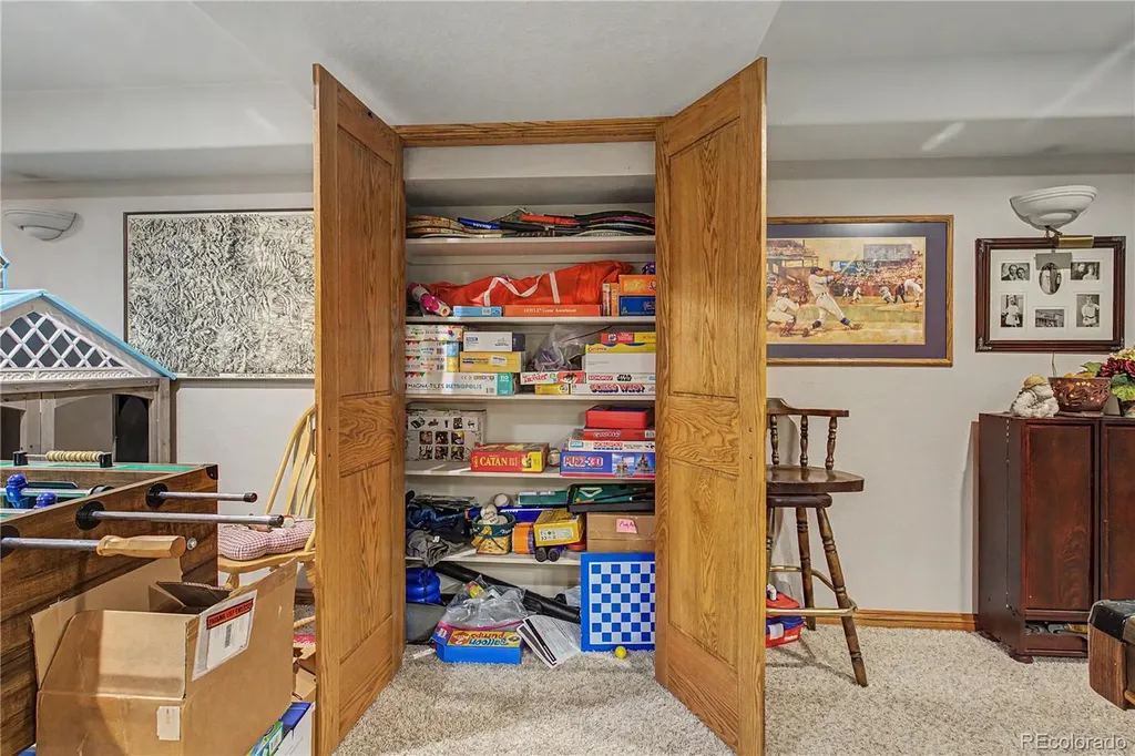 5807 W 81st Place Arvada CO 80003