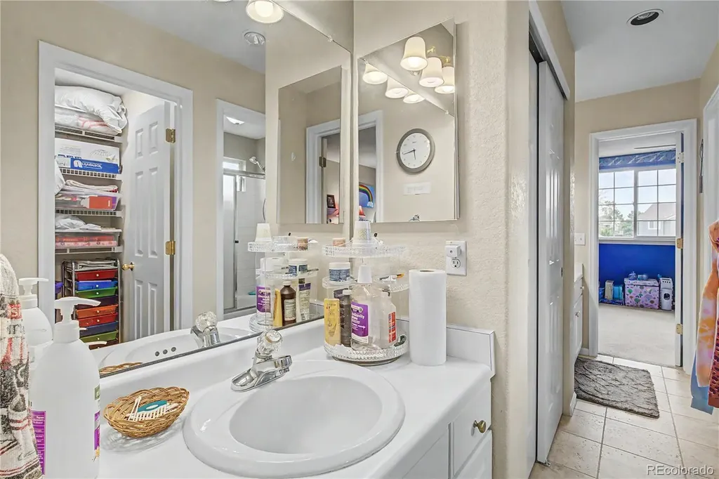 5807 W 81st Place Arvada CO 80003