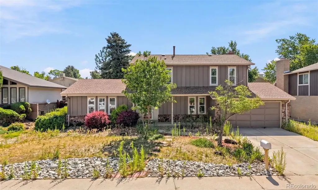 2042 S Moline Way Aurora CO 80014