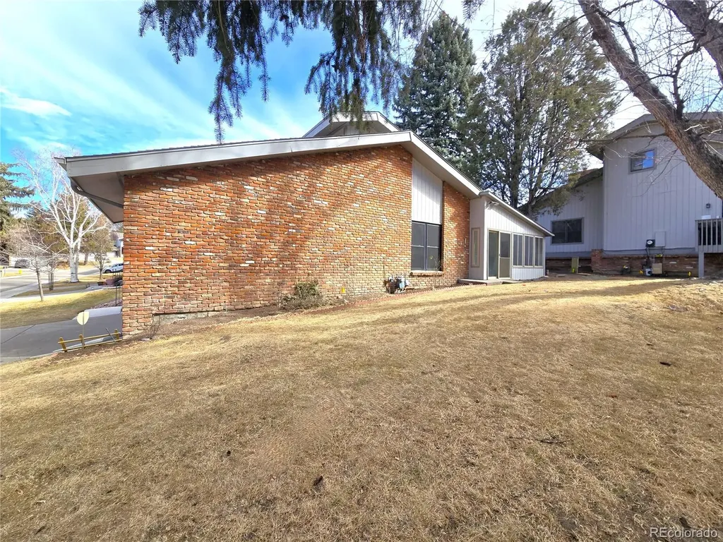 2643 S Wadsworth Circle Denver CO 80227