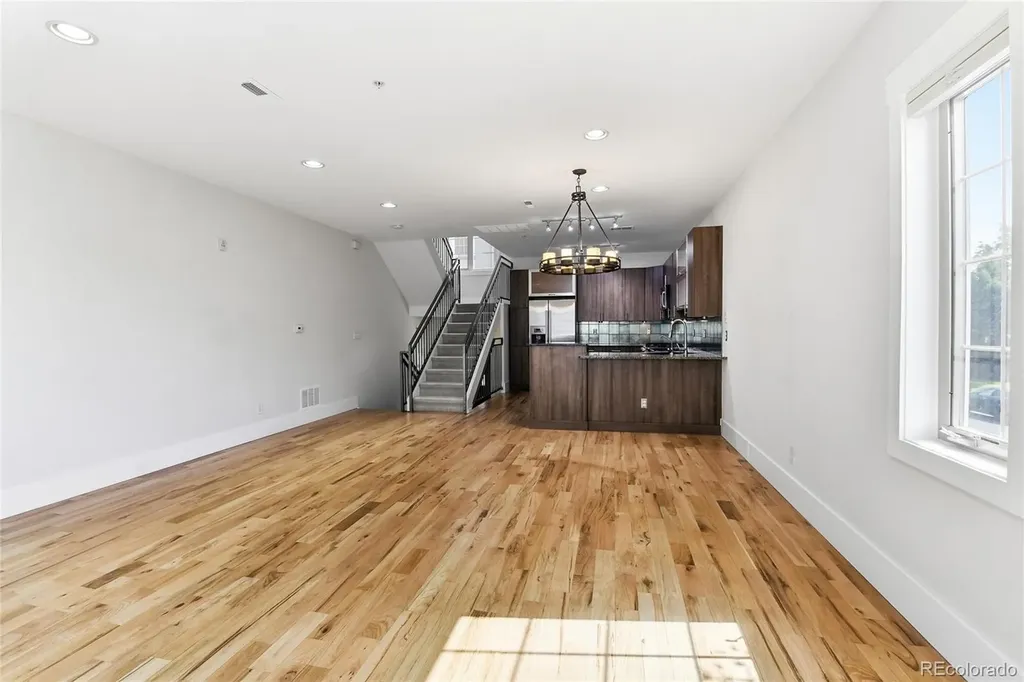 936 S Pearl Street Denver CO 80209