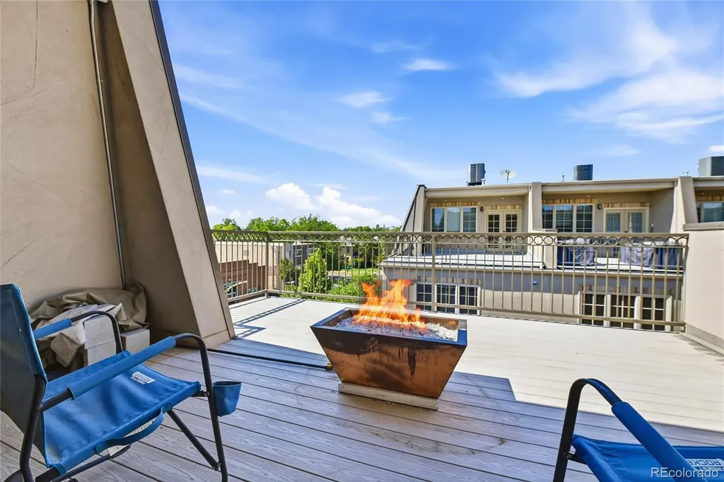 936 S Pearl Street Denver CO 80209