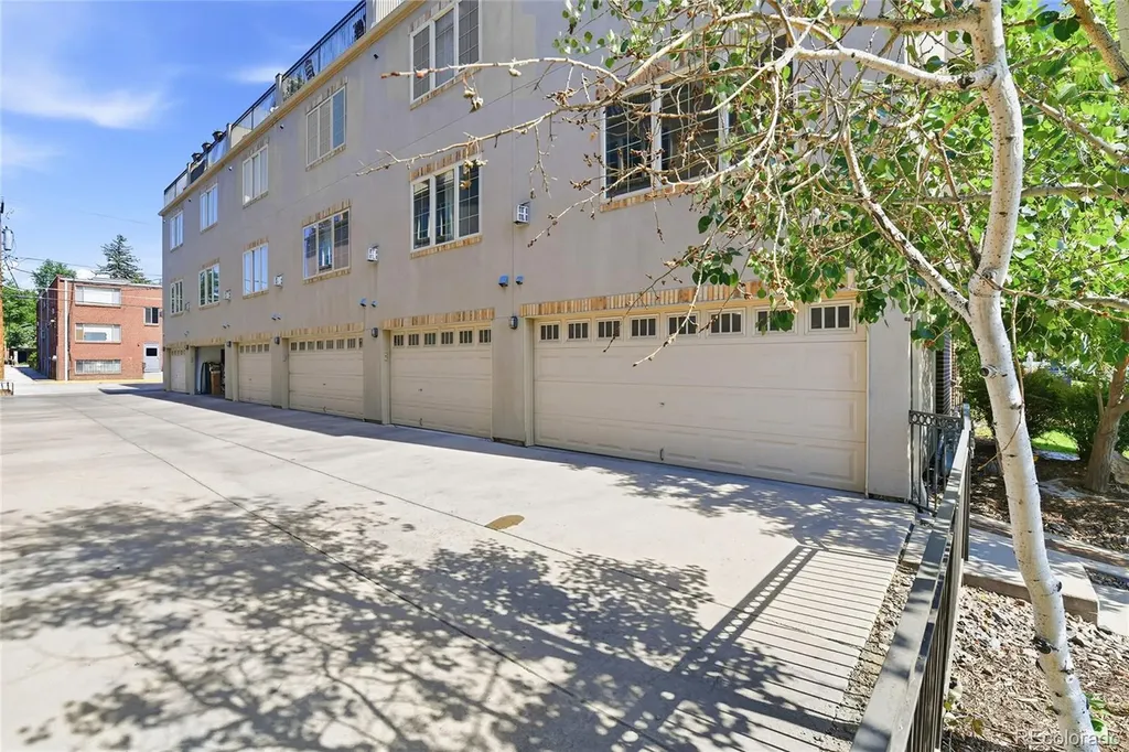 936 S Pearl Street Denver CO 80209