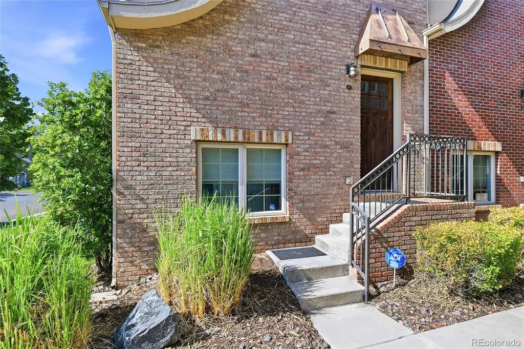 936 S Pearl Street Denver CO 80209