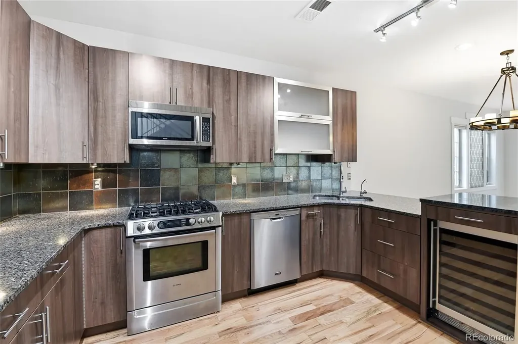 936 S Pearl Street Denver CO 80209