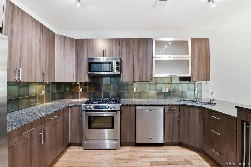 936 S Pearl Street Denver CO 80209