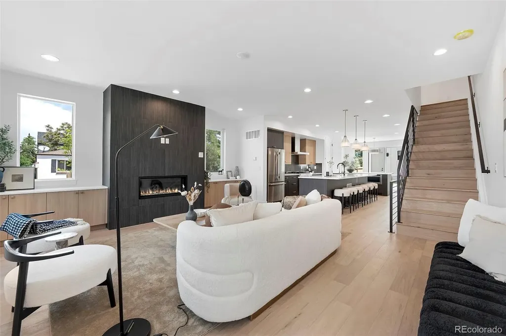 2404 S Cherokee Street Denver CO 80223