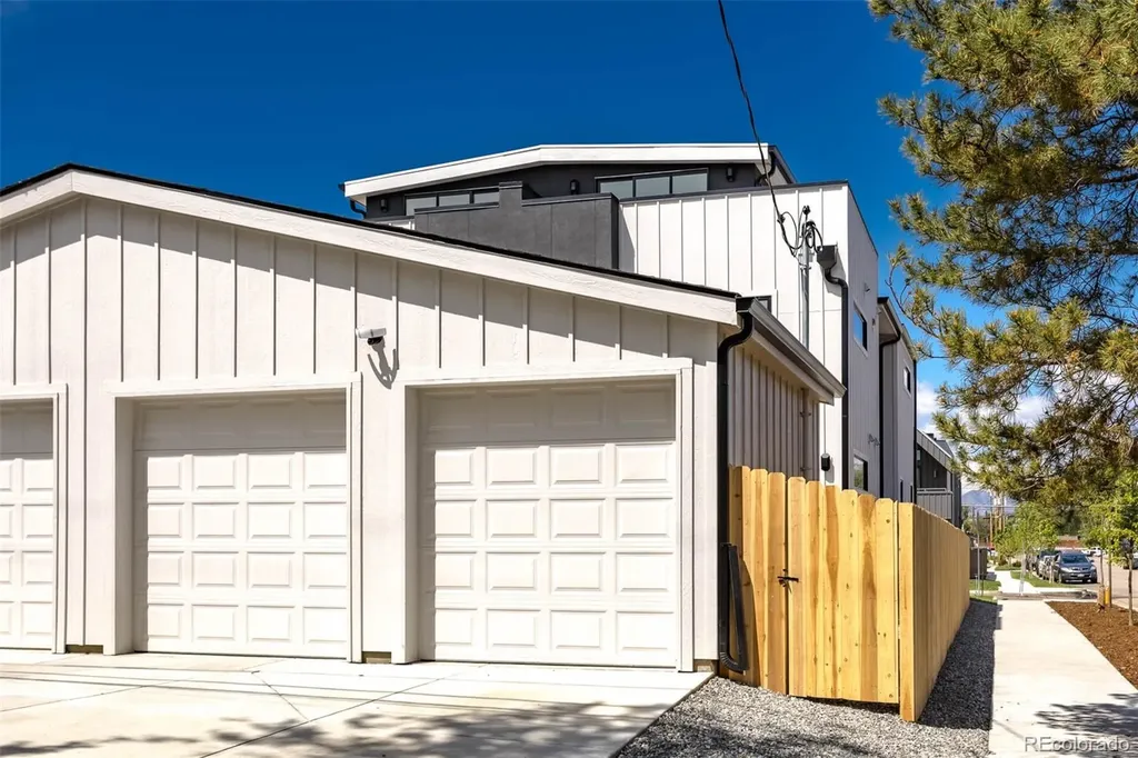 2404 S Cherokee Street Denver CO 80223