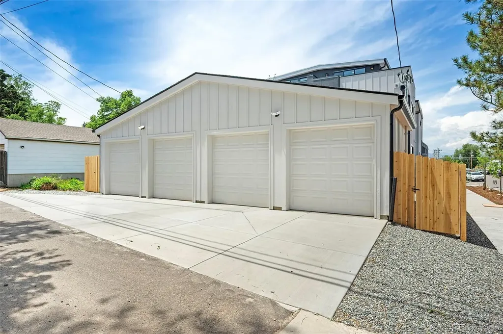 2404 S Cherokee Street Denver CO 80223