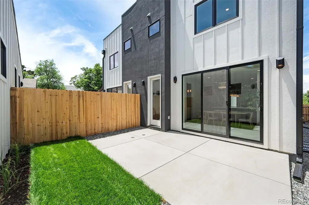 2404 S Cherokee Street Denver CO 80223