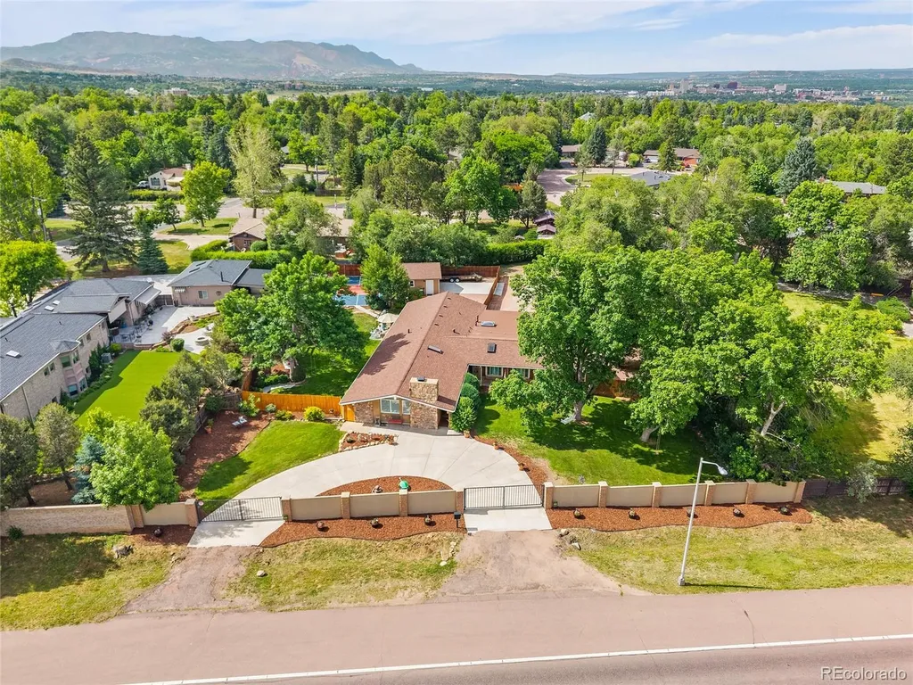 314 Lake Avenue Colorado Springs CO 80906