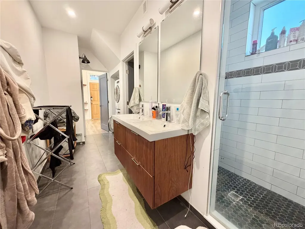 3834 Quivas Street Denver CO 80211