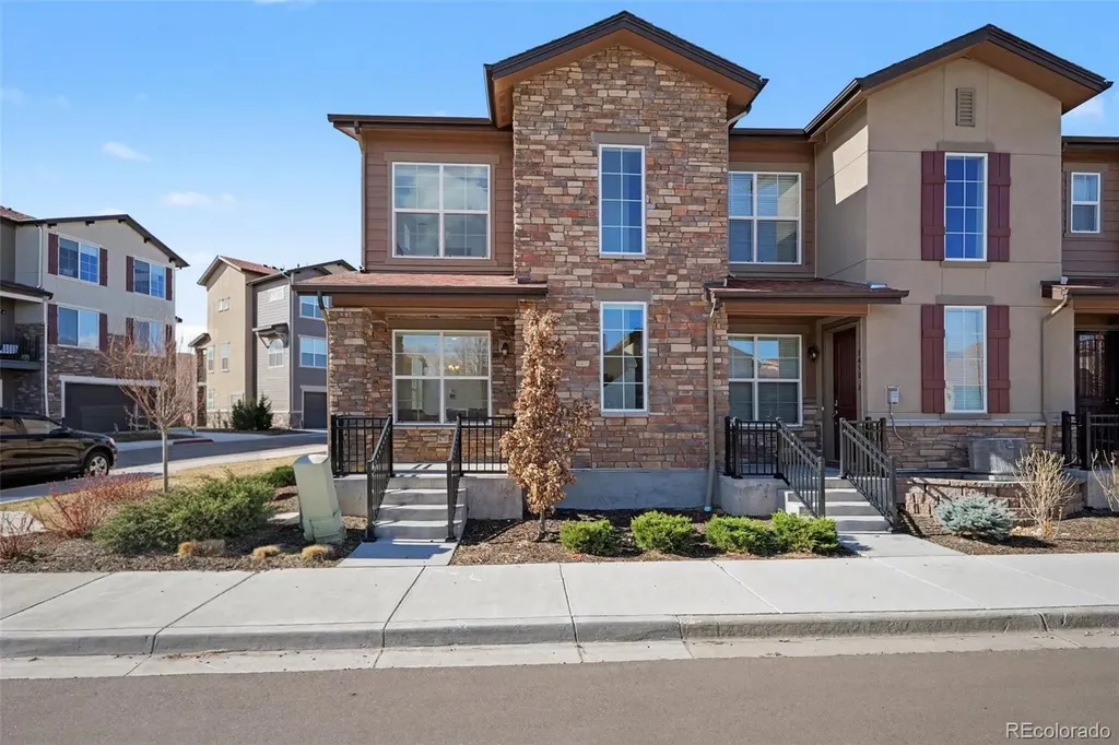 8450 Rizza Street Littleton CO 80129