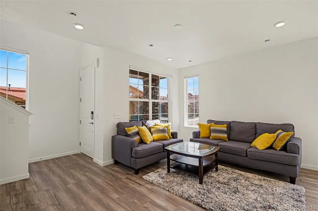 8450 Rizza Street Littleton CO 80129