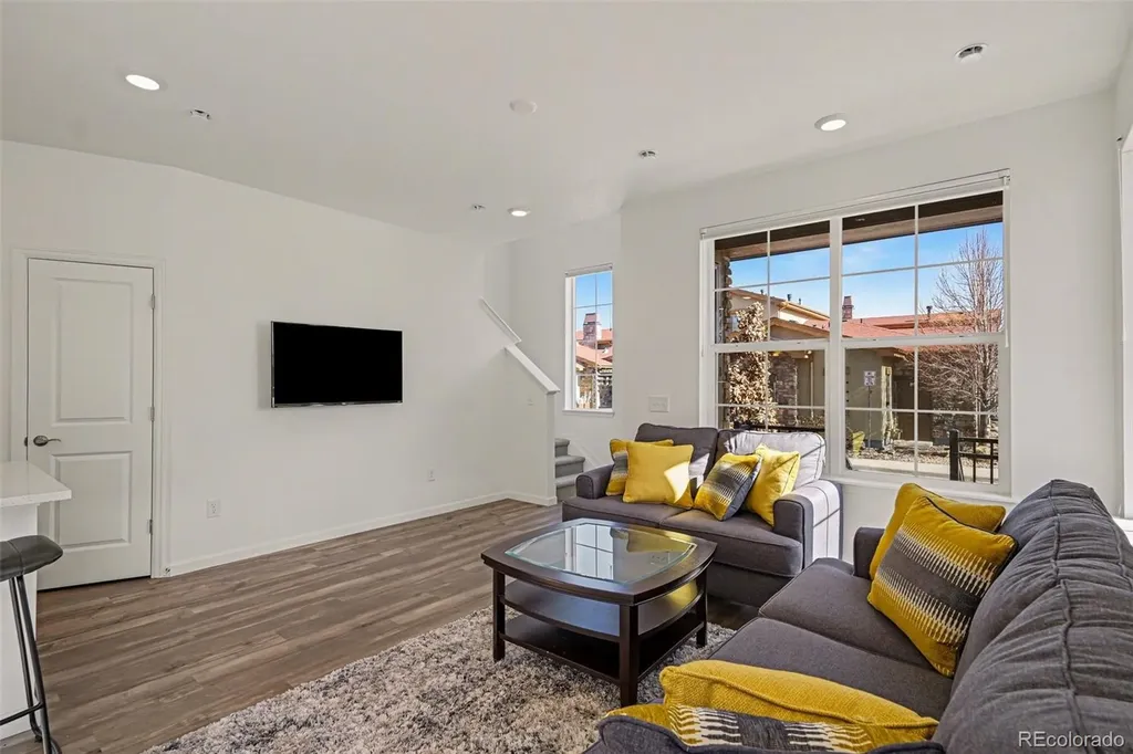 8450 Rizza Street Littleton CO 80129