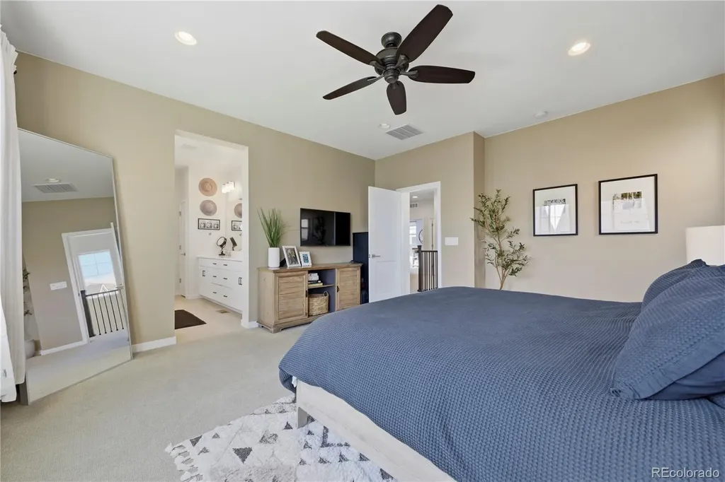 8989 Bellsong Drive Littleton CO 80125