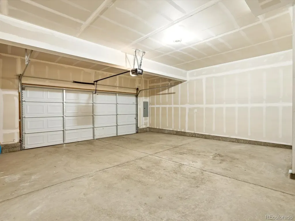 16392 Hay Barn Heights Monument CO 80132