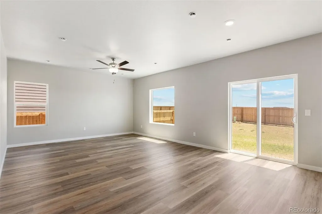 48150 Shetland Drive Bennett CO 80102