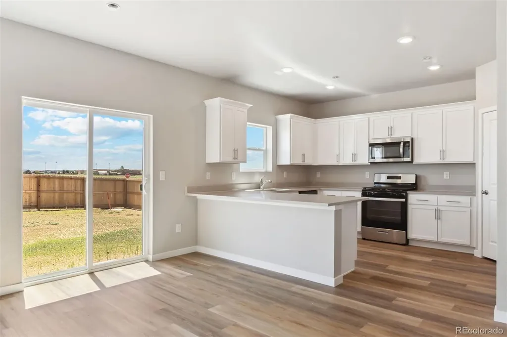 48150 Shetland Drive Bennett CO 80102