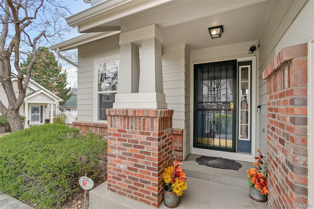2552 S Troy Court Aurora CO 80014