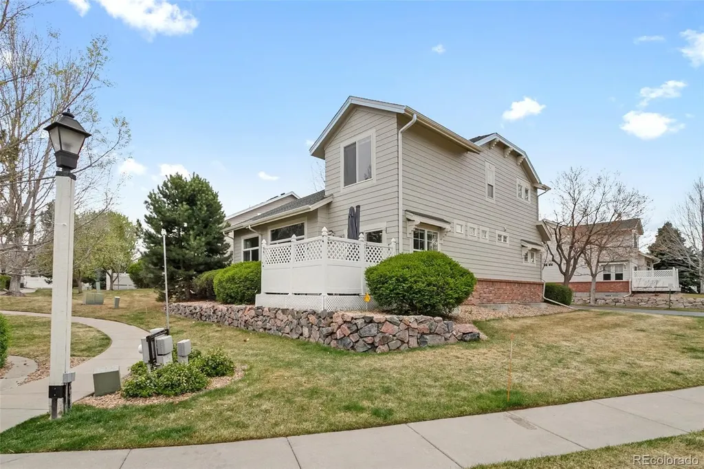 2552 S Troy Court Aurora CO 80014