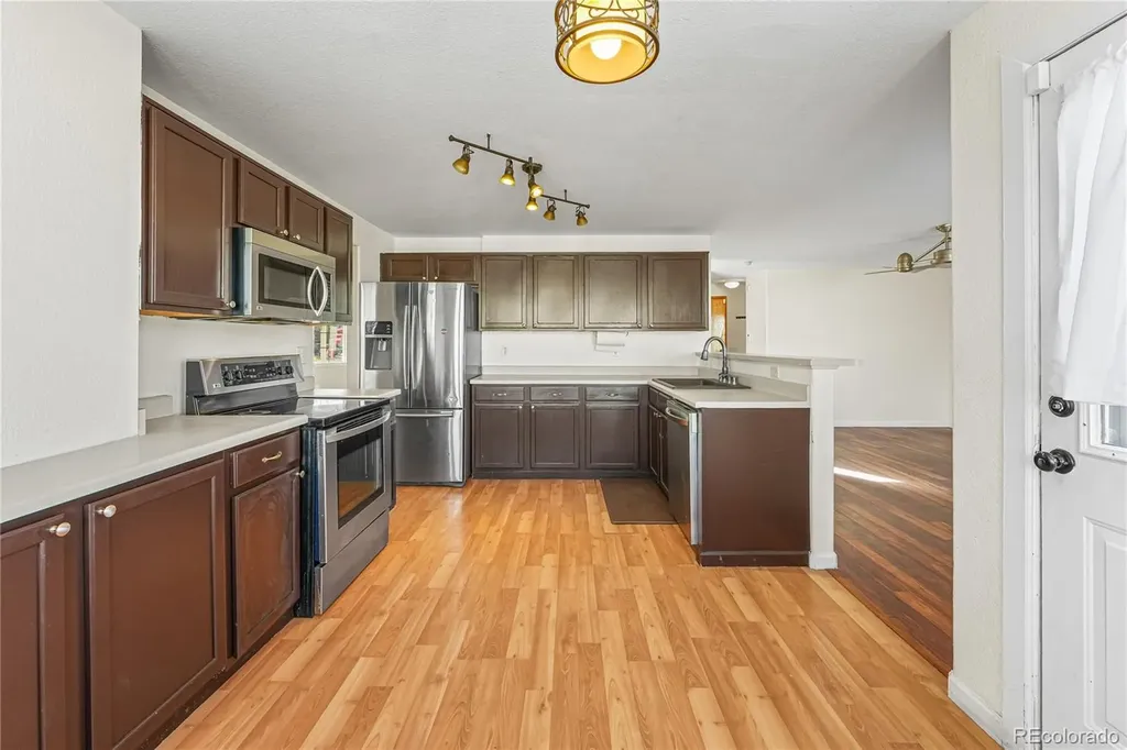 22893 E Progress Avenue Aurora CO 80015