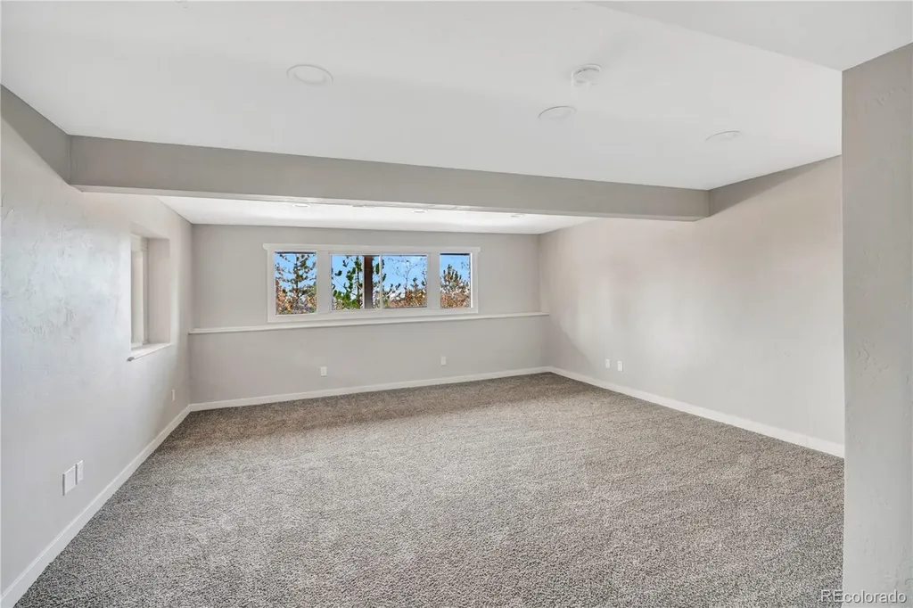 6943 Fox Circle Larkspur CO 80118