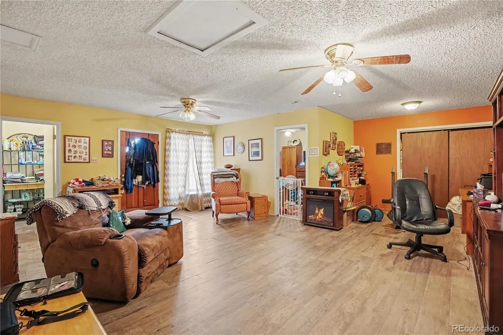129 E Beshoar Drive Pueblo CO 81007