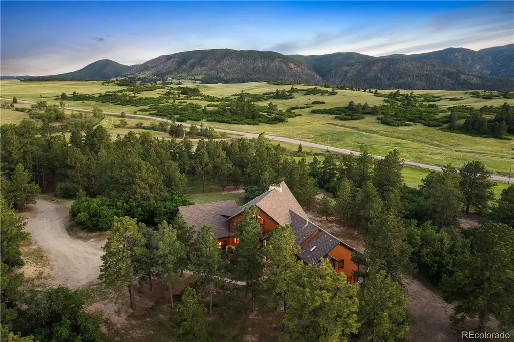 9676 S Perry Park Road Larkspur CO 80118