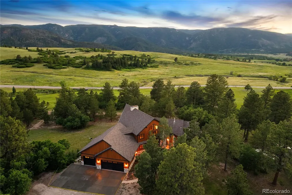 9676 S Perry Park Road Larkspur CO 80118