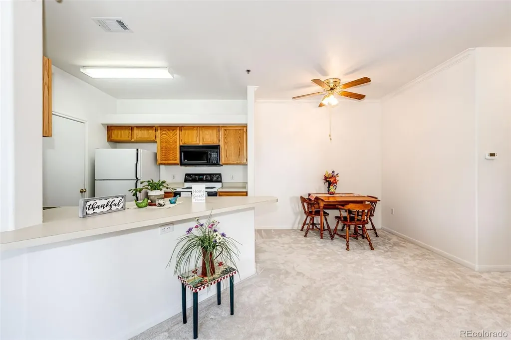 6005 W Castlegate Drive W Castle Rock CO 80108