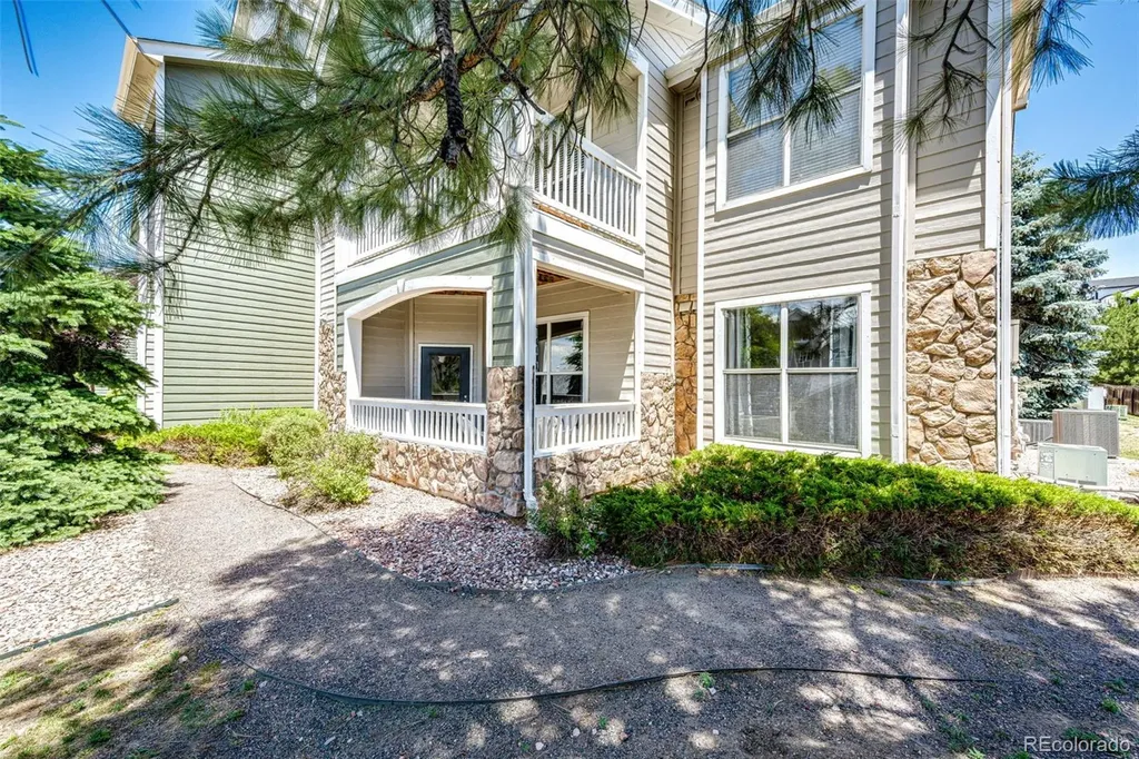 6005 W Castlegate Drive W Castle Rock CO 80108