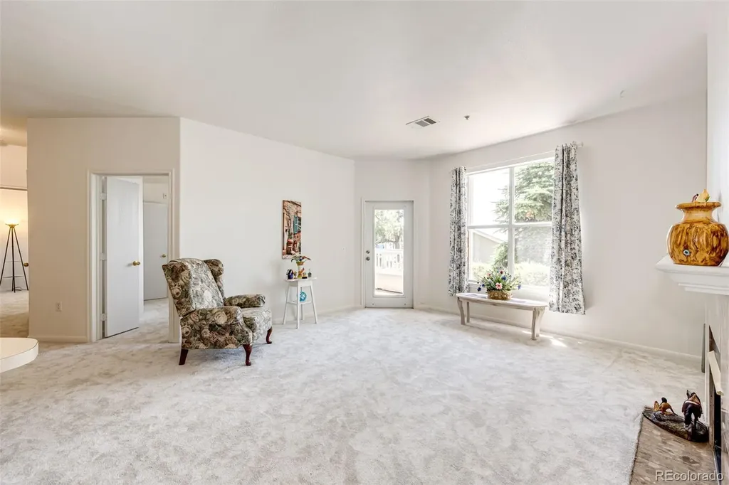 6005 W Castlegate Drive W Castle Rock CO 80108