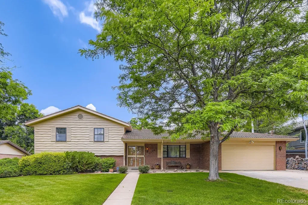 3724 S Poplar Street Denver CO 80237