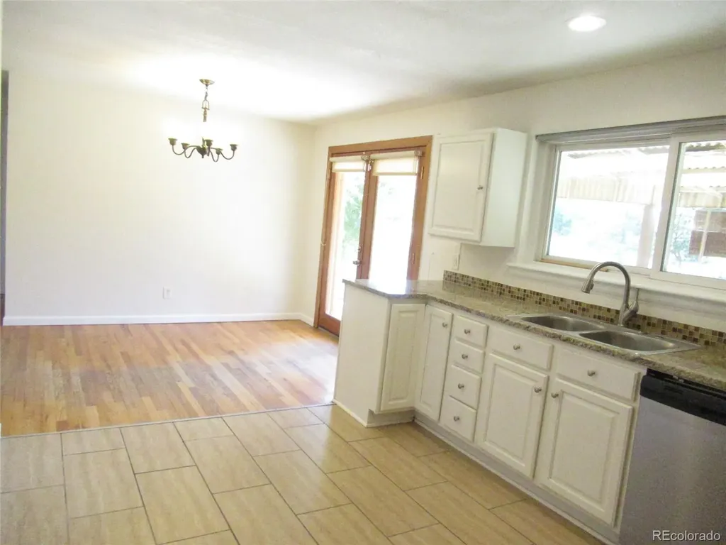 2603 Billings Street Aurora CO 80011
