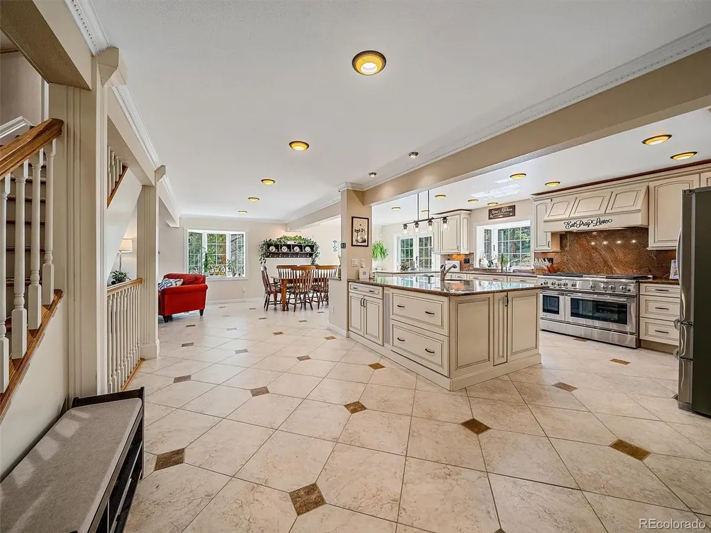 8280 Grizzly Way Evergreen CO 80439