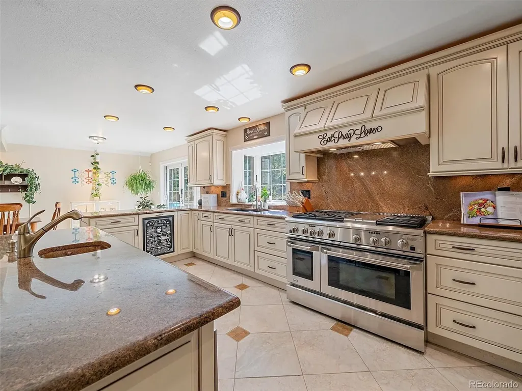 8280 Grizzly Way Evergreen CO 80439