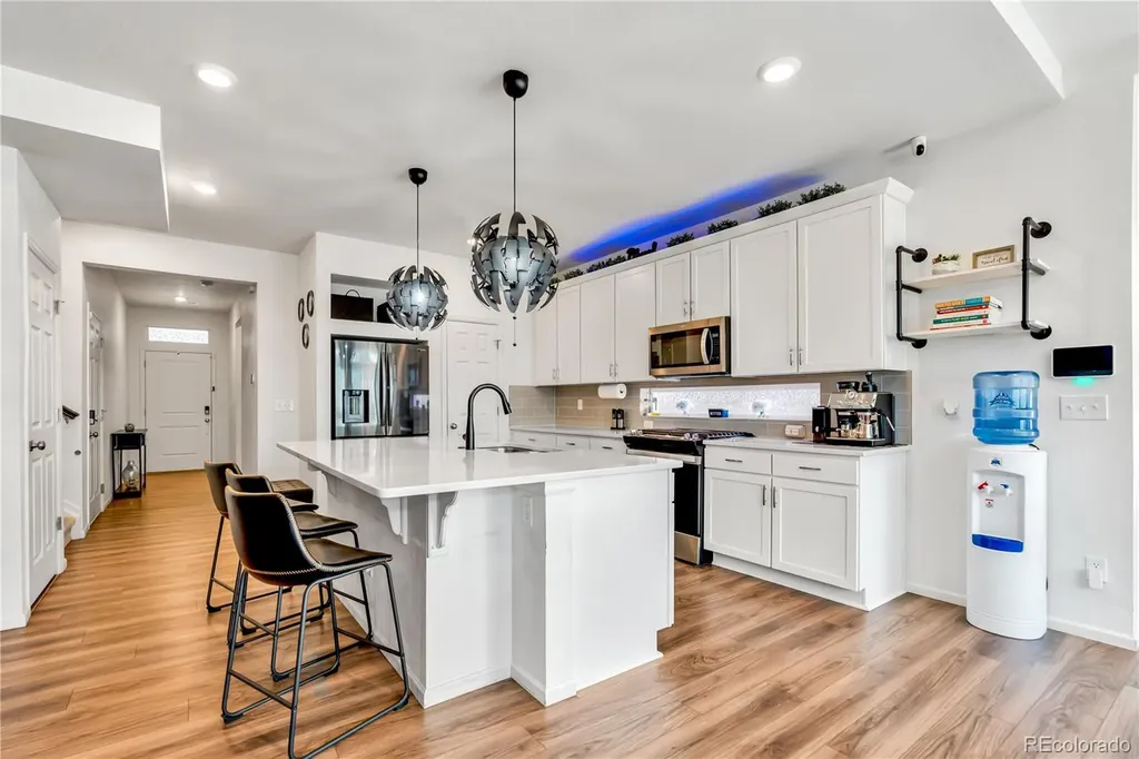4074 N Picadilly Court Aurora CO 80019