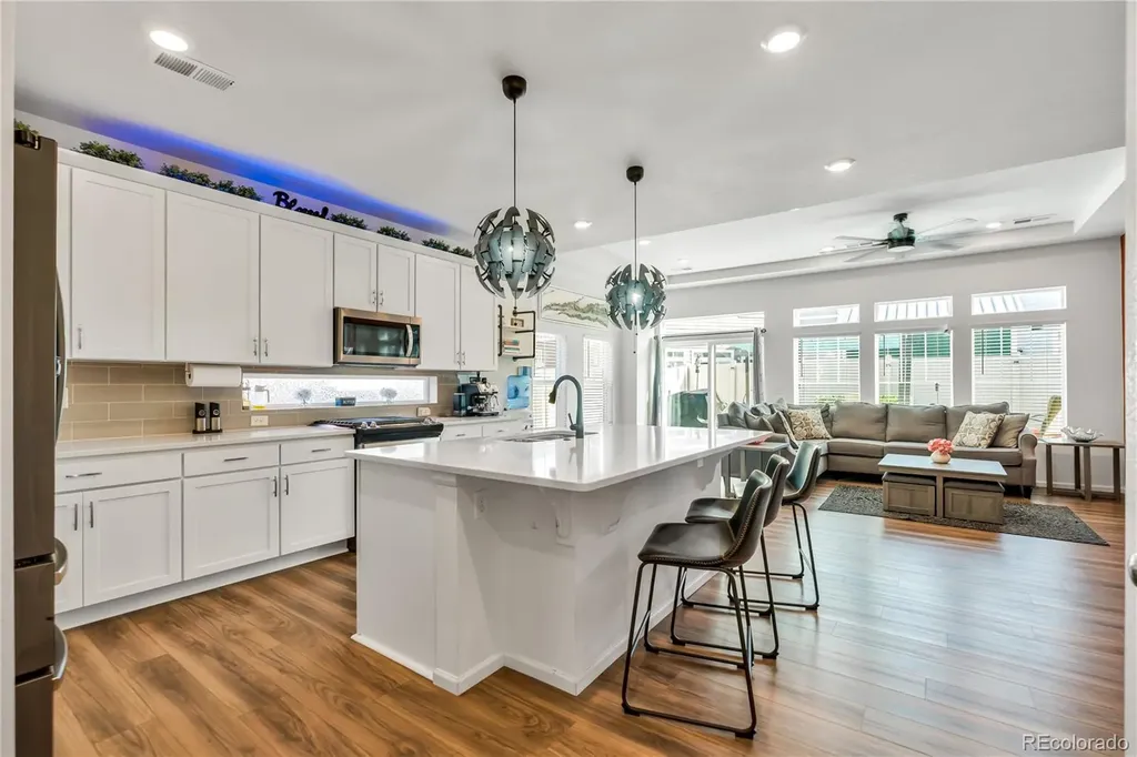 4074 N Picadilly Court Aurora CO 80019