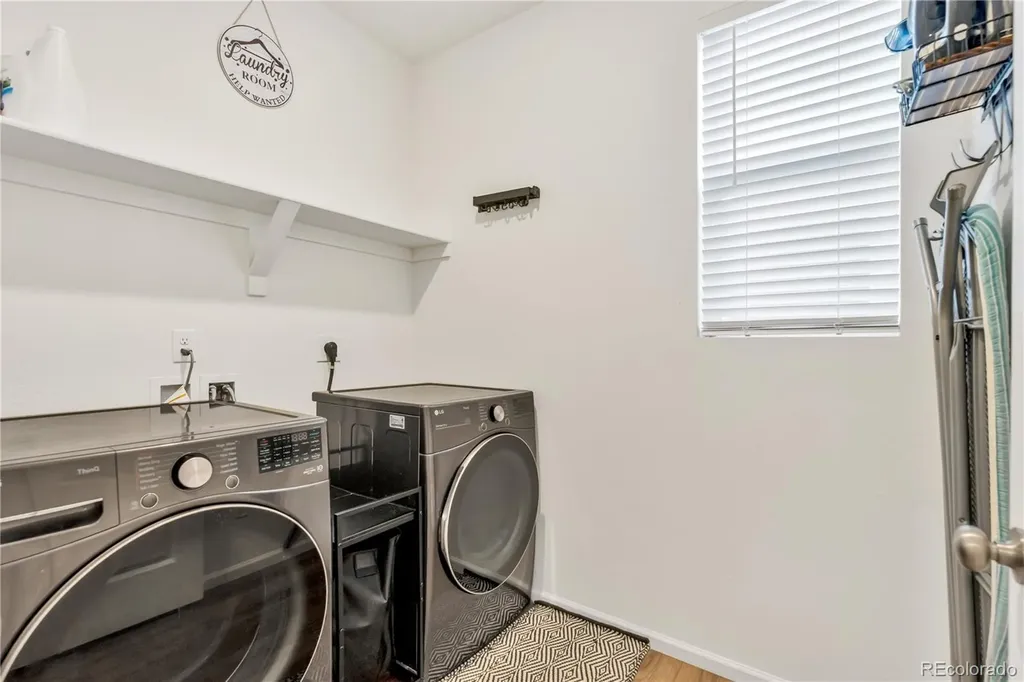 4074 N Picadilly Court Aurora CO 80019