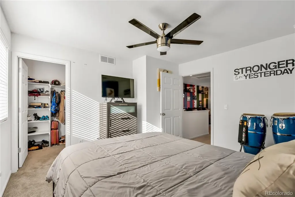 4074 N Picadilly Court Aurora CO 80019